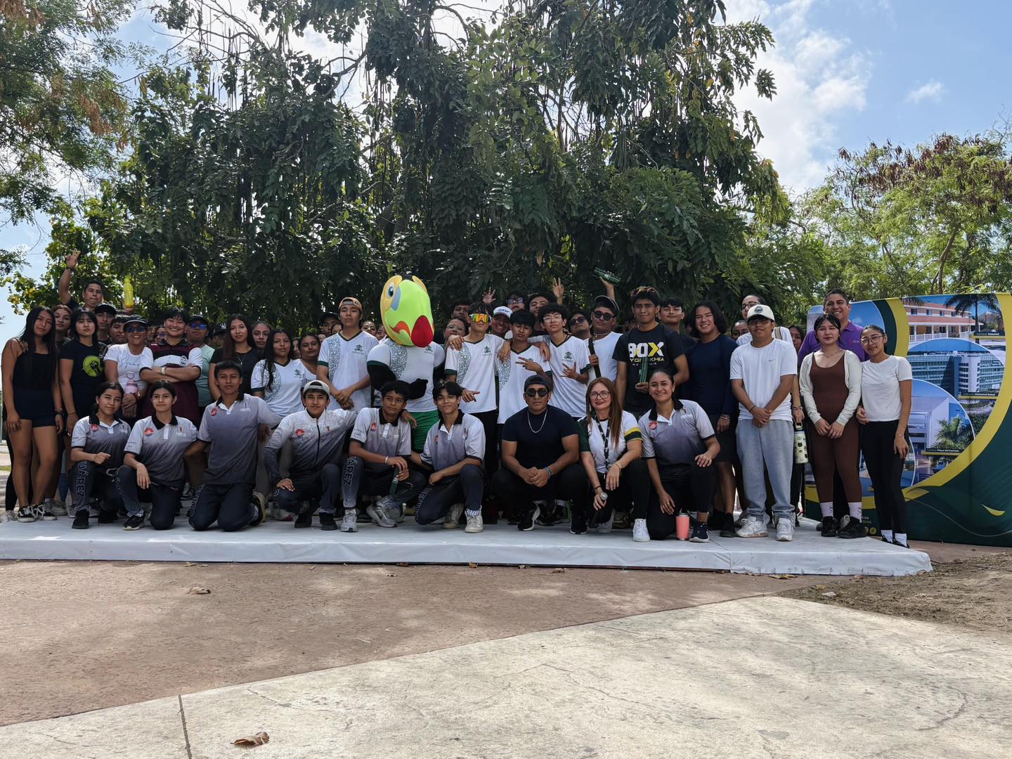 mujer1paseocancunense